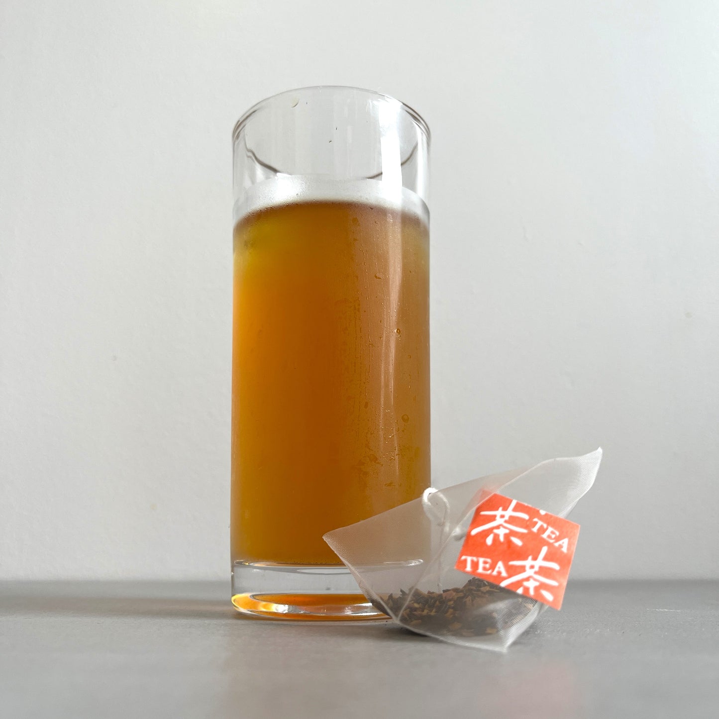 Japanese Black Tea with Mango Flavor 0.70 oz (20 g) / 2g × 10 Tea Bags